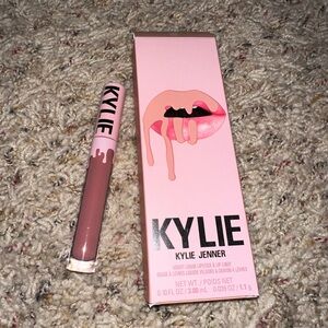 Kylie cosmetics liquid lipstick shade bare velvet 💋 💄 👄
